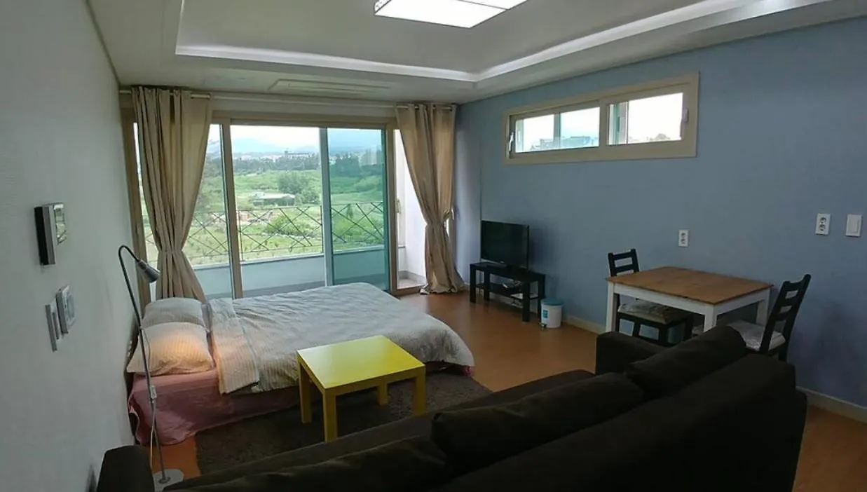 Ara Stay Pension Jeju Holiday home